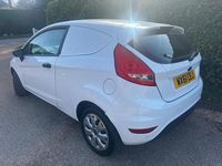 Used Ford Fiesta 2011 White Hatchback