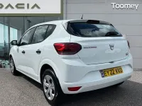 Usado Dacia Sandero Essentiel 101 CV (74 kW) 2022 Blanco Utilitario
