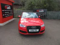 Begagnad Audi A3 S-Line 150 HK (110 kW) 2016 Röd Halvkombi