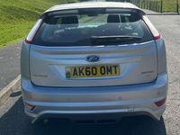 Used Ford Focus Zetec 110 HP (80 kW) 2010 Silver Hatchback