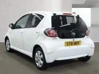 Used Toyota Aygo 68 HP (50 kW) 2011 White Hatchback