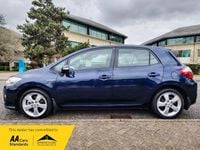 Used Toyota Auris 136 HP (100 kW) 2010 Blue Hatchback