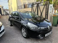 Usado Renault Clio IV Dynamique 75 CV (55 kW) 2014 Negro Utilitario