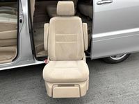 Usado Toyota Alphard 2025 Prateado Monovolume