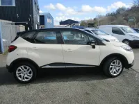 Used Renault Captur Dynamique 90 HP (66 kW) 2014 Cream SUV