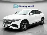 Begagnad Mercedes EQA250+ AMG line 139 kW (190 HK) 2023 Vit SUV