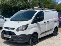 Used Ford Transit Custom 105 HP (77 kW) 2017 White Van