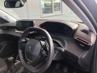 Begagnad Peugeot 2008 Active+ 100 HK (73 kW) 2022 Grå SUV