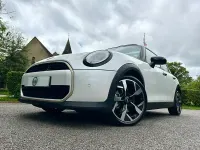 Used Mini Cooper Exclusive 2025 White Hatchback