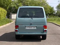 Used VW Caravelle 140 HP (102 kW) 2002 Green