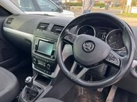 Used Skoda Yeti SE 105 HP (77 kW) 2015 Beige SUV