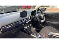 Używany Mazda 2 88 KM (64 kW) 2020 Czerwony Hatchback