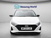 Used Hyundai i20 Ultimate 100 HP (73 kW) 2023 White Hatchback