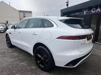 Used Jaguar F-Pace R-Dynamic 404 HP (297 kW) 2022 White SUV