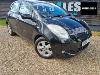 Usado Toyota Yaris 2006 Preto Citadino