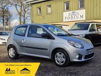 Used Renault Twingo 75 HP (55 kW) 2011 Silver Hatchback