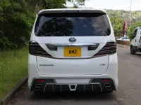 Used Toyota Alphard 2008 White MPV