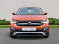 Used VW T-Cross SEL 110 HP (80 kW) 2023 Orange SUV