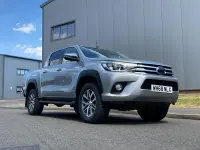 Used Toyota HiLux 150 HP (110 kW) 2019 Silver Pickup