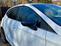 Usado Seat Ibiza XCELLENCE Lux 108 CV (79 kW) 2022 Blanco Utilitario