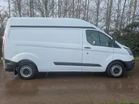 Usado Ford Transit Custom 100 HP (73 kW) 2014 Branco Van
