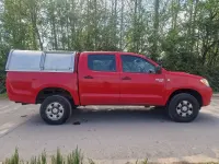Used Toyota HiLux 118 HP (86 kW) 2008 Red Pickup