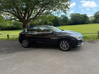 Used Infiniti Q30 109 HP (80 kW) 2017 Black Hatchback