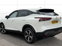 Used Nissan Qashqai N-Connecta 140 HP (102 kW) 2022 White SUV