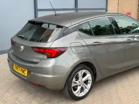 Used Vauxhall Astra SRi 105 HP (77 kW) 2017 Grey Hatchback
