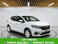 Usado Dacia Sandero Comfort 90 CV (66 kW) 2022 Blanco Utilitario