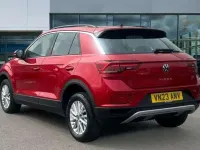 Used VW T-Roc Life 150 HP (110 kW) 2023 Red SUV