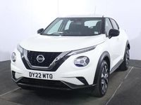 Używany Nissan Juke Acenta 114 KM (83 kW) 2022 Biały SUV