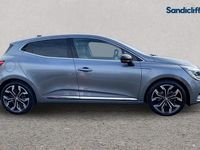 Gebraucht Renault Clio V Techno 145 PS (106 kW) 2022 Grau Kleinwagen