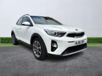 Used Kia Stonic 98 HP (72 kW) 2019 White SUV