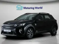 Usado Kia Stonic 99 CV (72 kW) 2022 Negro SUV