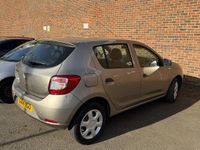 Used Dacia Sandero Ambiance 75 HP (55 kW) 2014 Beige Hatchback