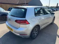 Used VW Golf VII SE 113 HP (83 kW) 2019 Silver Hatchback