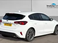 Usado Ford Focus ST-Line 155 CV (114 kW) 2023 Blanco Utilitario