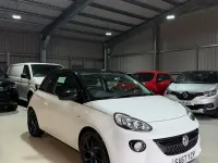 Used Vauxhall Adam 70 HP (51 kW) 2017 White Hatchback