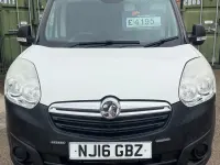 Used Vauxhall Combo 91 HP (66 kW) 2016 White MPV