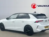Usado Vauxhall Astra GSe 225 HP (165 kW) 2023 Branco Citadino
