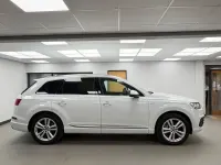 Used Audi Q7 S-Line 231 HP (169 kW) 2018 White SUV