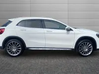 Used Mercedes GLA180 AMG line 122 HP (89 kW) 2019 White SUV