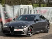 Begagnad Alfa Romeo Giulia Veloce 2024 Grå Sedan
