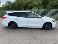 Used Ford Focus ST-Line 120 HP (88 kW) 2021 White Estate