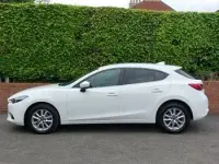 Begagnad Mazda 3 120 HK (88 kW) 2017 Vit Halvkombi