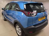 Used Vauxhall Crossland X 81 HP (59 kW) 2018 Blue SUV