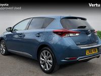 Used Toyota Auris 116 HP (85 kW) 2016 Blue Hatchback