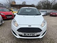 Used Ford Fiesta Zetec 82 HP (60 kW) 2014 White Hatchback