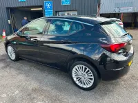 Used Vauxhall Astra Elite 2017 Black Hatchback